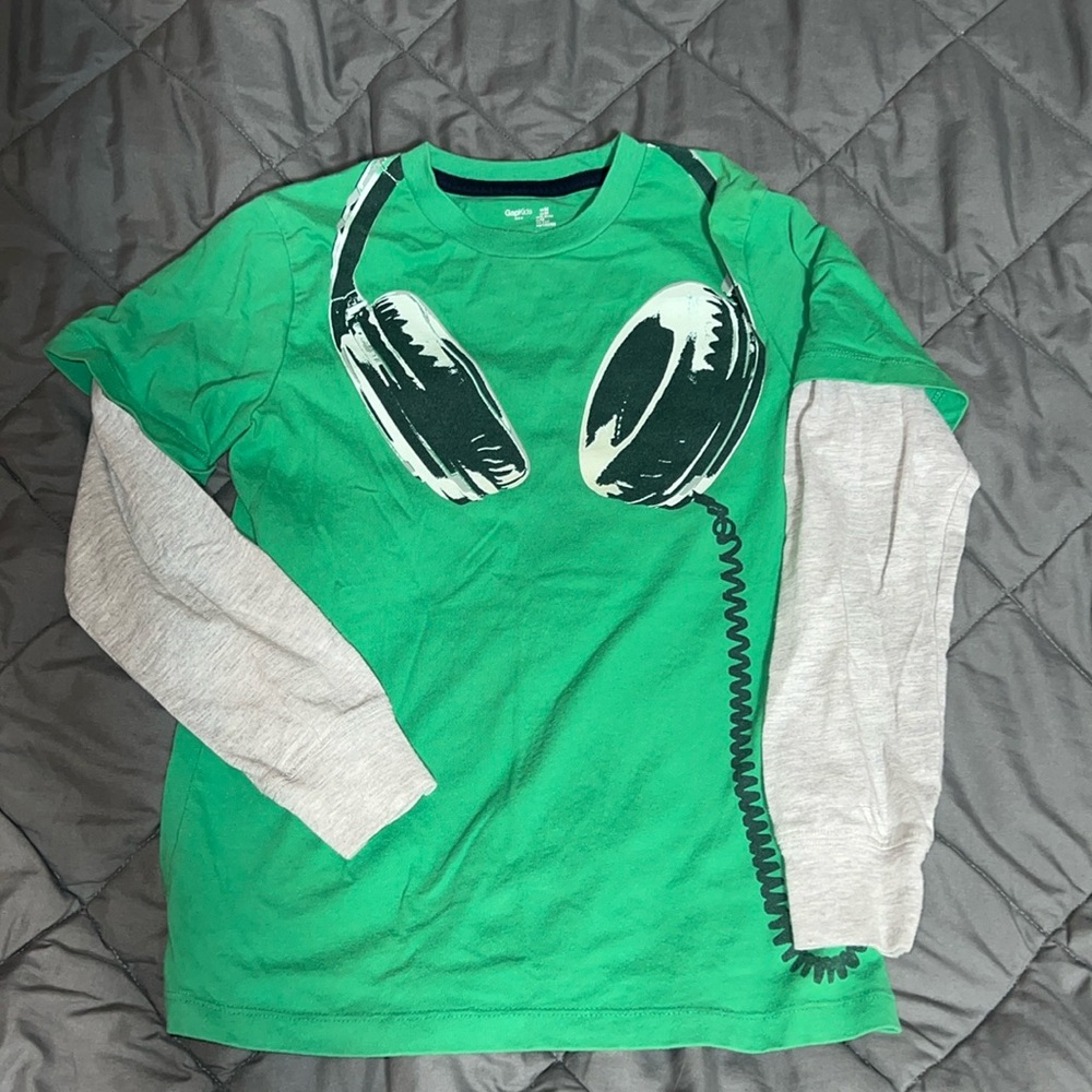 Boys gap kids long sleeve layered tee size medium